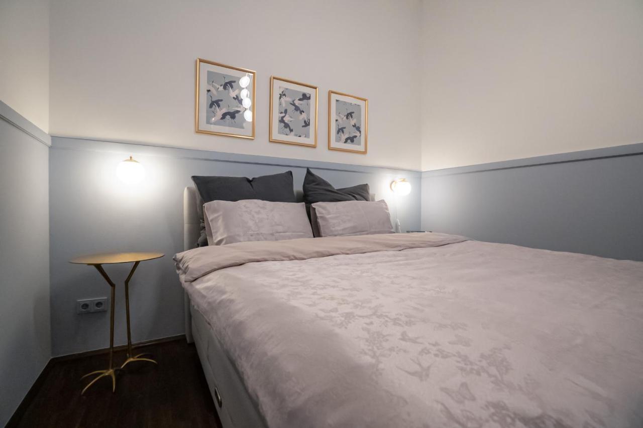 Designer Loft-Ferienwohnung Im Zentrum Mit Tiefgaragen-Parkplatz, Waschmaschine Und Privatterrasse Leipzig Exterior photo