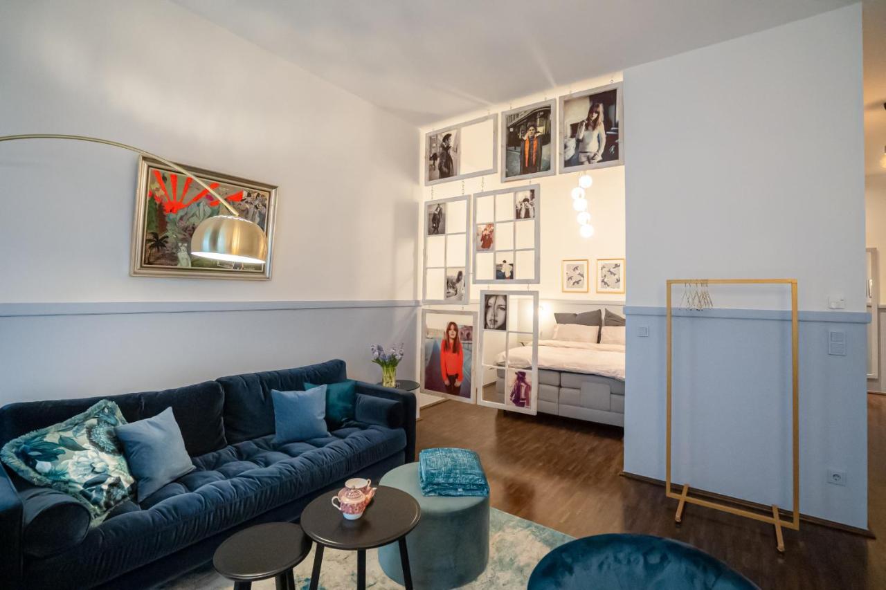 Designer Loft-Ferienwohnung Im Zentrum Mit Tiefgaragen-Parkplatz, Waschmaschine Und Privatterrasse Leipzig Exterior photo